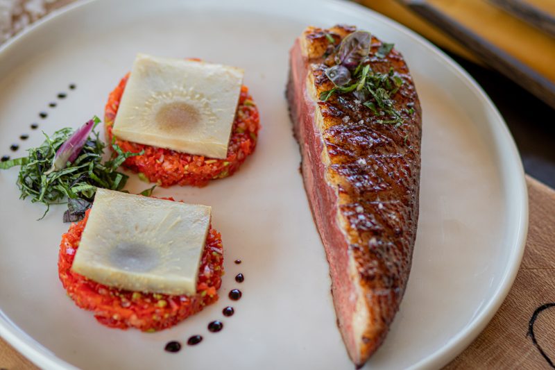Recette Magret de Canard Fermier des Landes laqué et salade poivron - artichaut