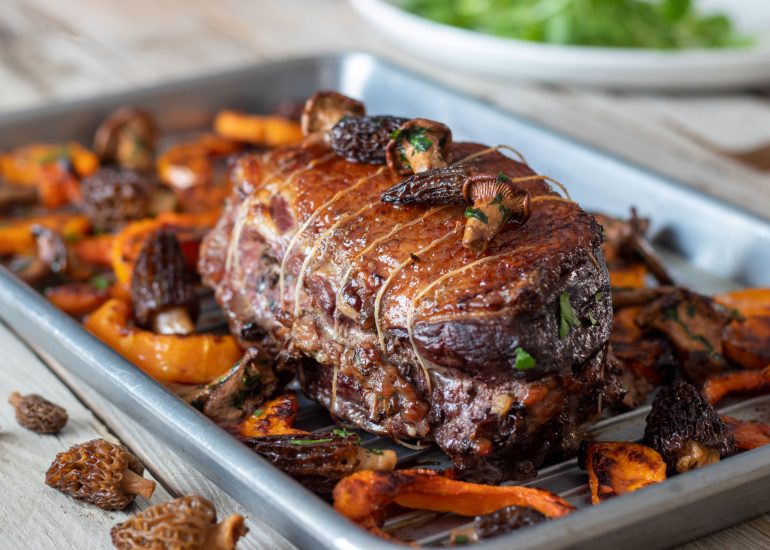 Une recette de rôti de Magret de Canard Fermier des Landes farci aux champignons et à l'armagnac et accompagnement de butternut