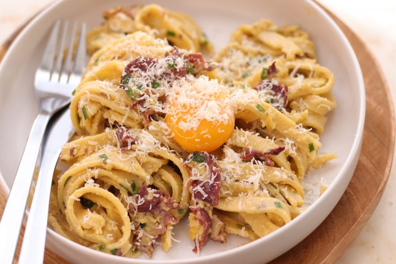 Recette de tagliatelles carbonara au magret fumé