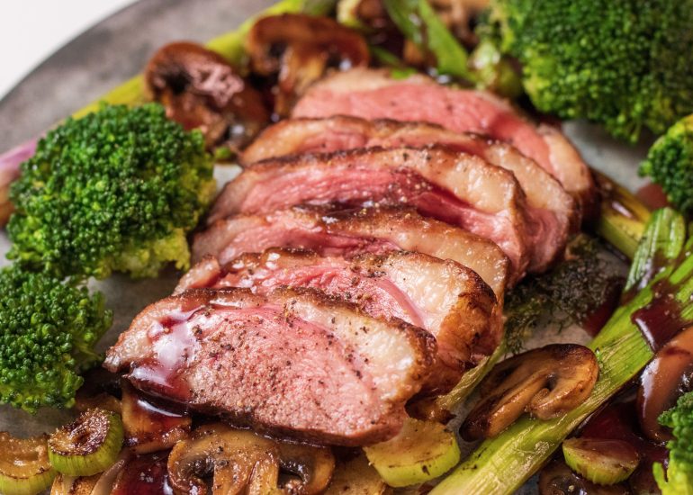 Recette de magret de canard grillé aux petits légumes