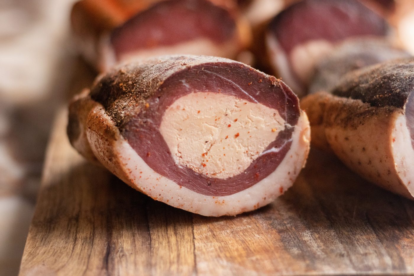Recette facile de magret séché fourré au foie-gras